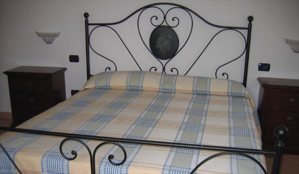 letto_matrimoniale.JPG