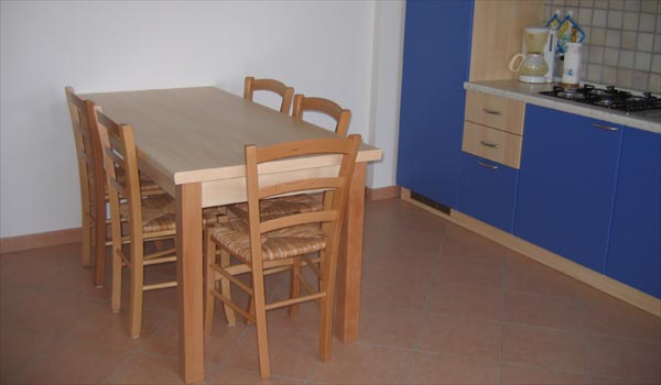 tavolo.JPG